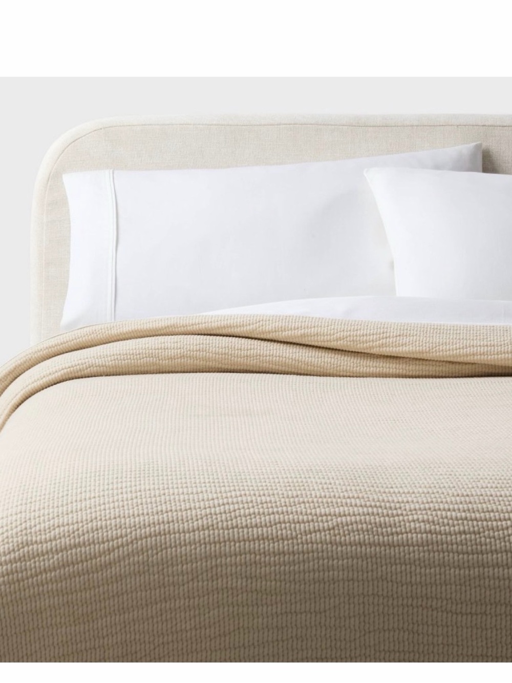 NWT Threshold Neutral Waffle Quilt in Beige